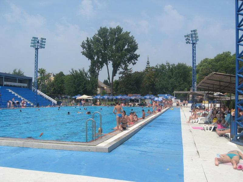 Apartman Ana Bečej 外观 照片